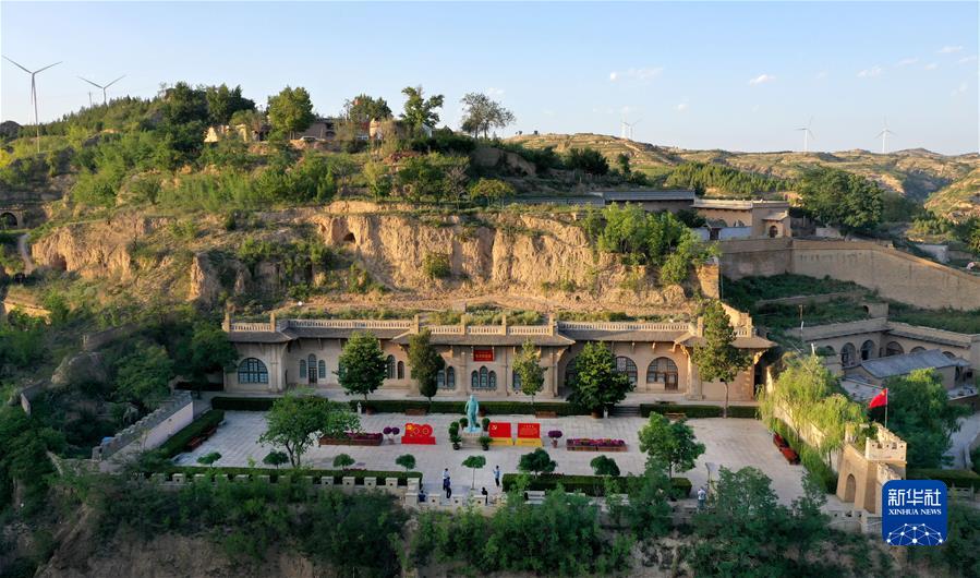 （新华全媒头条&middot;图文互动）（1）百年初心成大道　万里征程作雄行&mdash;&mdash;以习近平同志为核心的党中央领导开展党史学习教育纪实